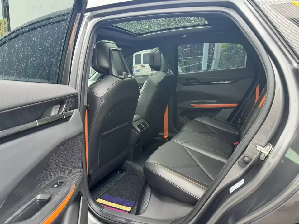 Changan UNI-V Changan UNI-V 2022 1.5T Sports Edition 2023 — thumbnail 3