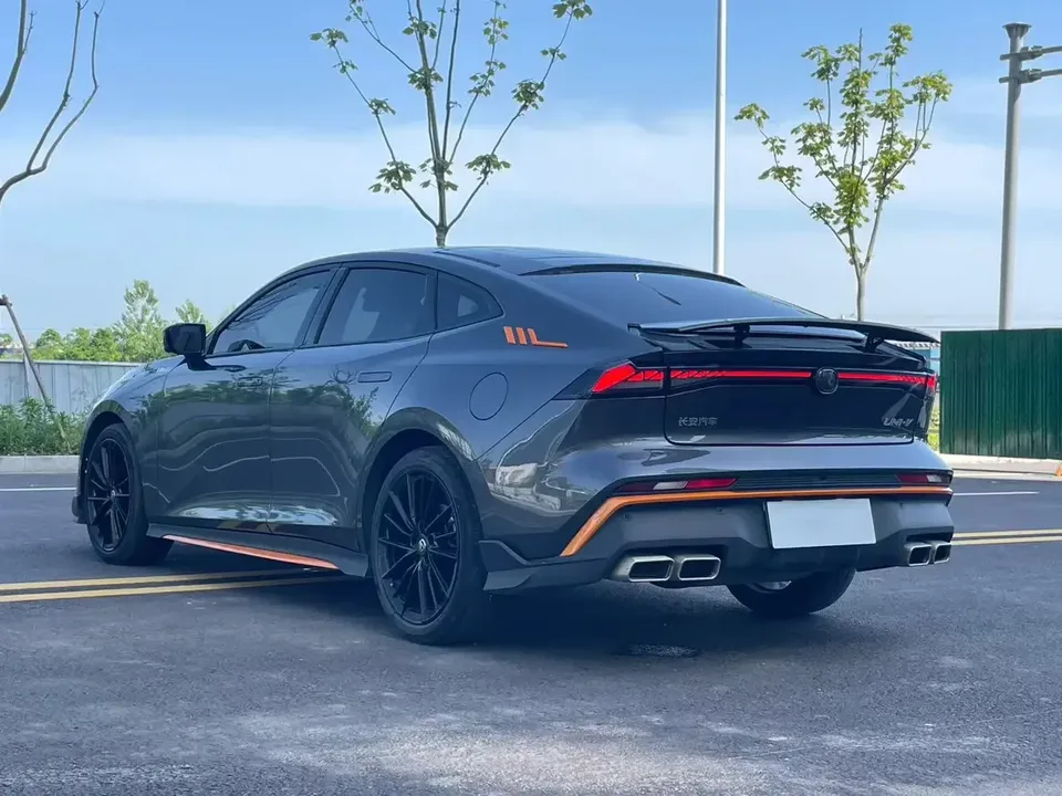 Changan UNI-V Changan UNI-V 2024 1.5T Premium Sports 2025 — thumbnail 4