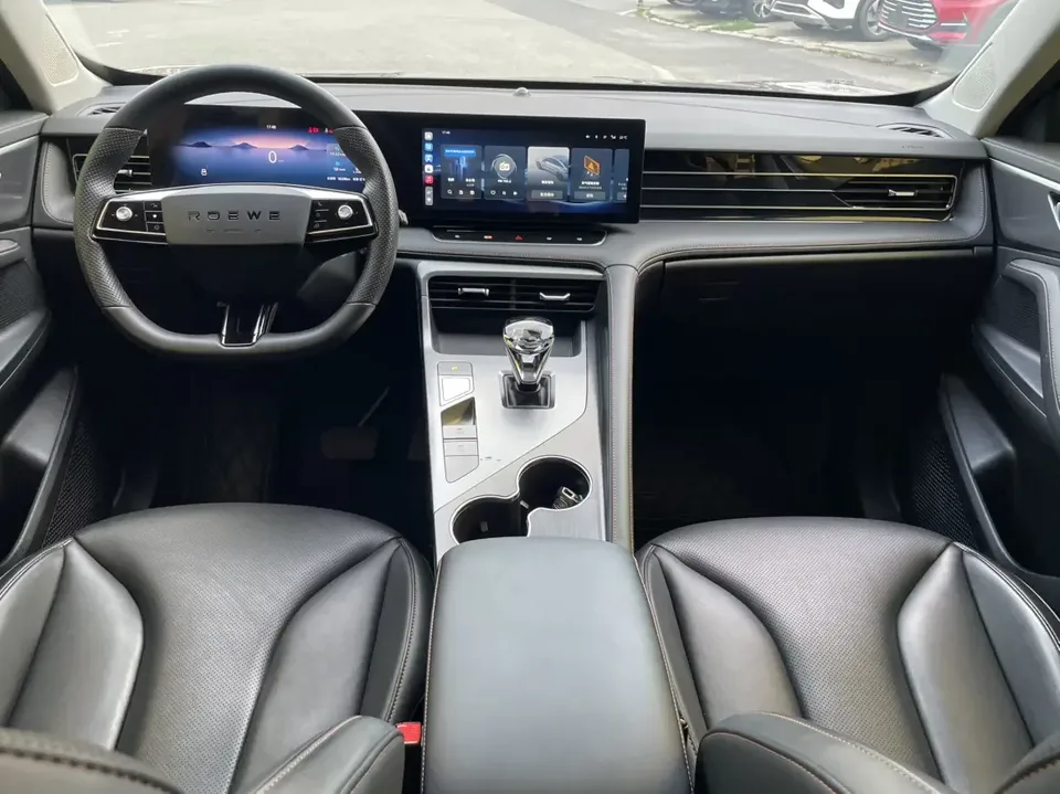 Roewe RX5 Roewe RX5 2023 Premium Slide Screen Edition 2024 — thumbnail 4