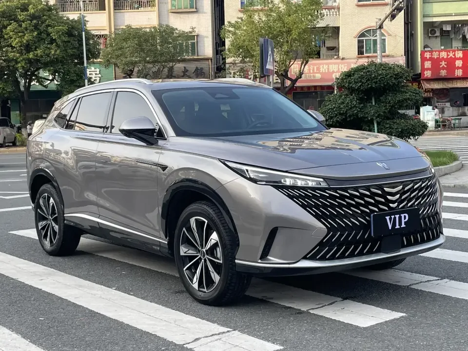 Roewe RX5 Roewe RX5 2023 Premium Slide Screen Edition 2024 — photo 1, buy with delivery to Moscow