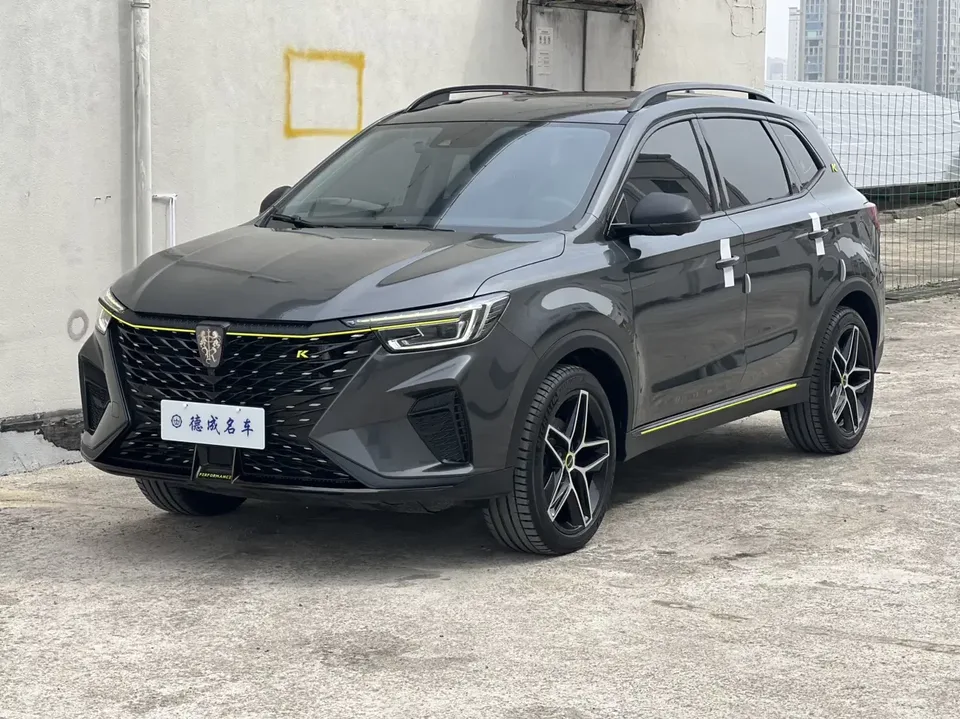 Roewe RX5 Roewe RX5 2021 PLUS 330TGI Automatic National Trend Smart Edition 2023 — photo 1, buy with delivery to Moscow