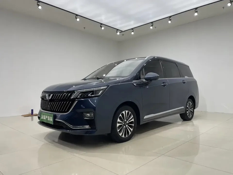 Wuling Jiachen Wuling Jiachen 2022 1.5T CVT Premium Flagship Model 2023 — photo 1, buy with delivery to Moscow