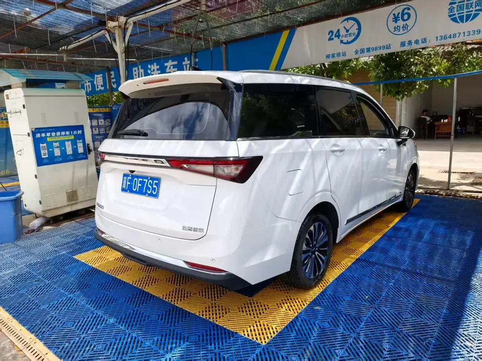 Wuling Jiachen Wuling Jiachen 2022 1.5T CVT Premium Flagship Model 2022 — thumbnail 4