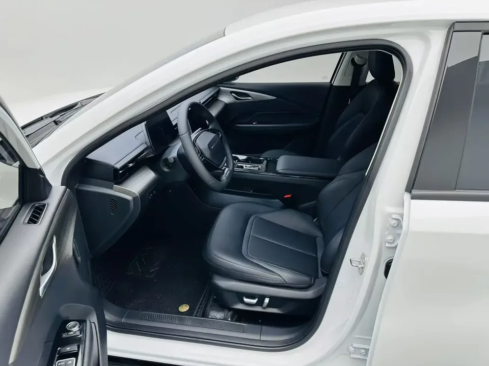 Wuling Starlight PHEV Wuling Starlight PHEV 2024 Co-creation Edition 150 Standard 2024 — thumbnail 5