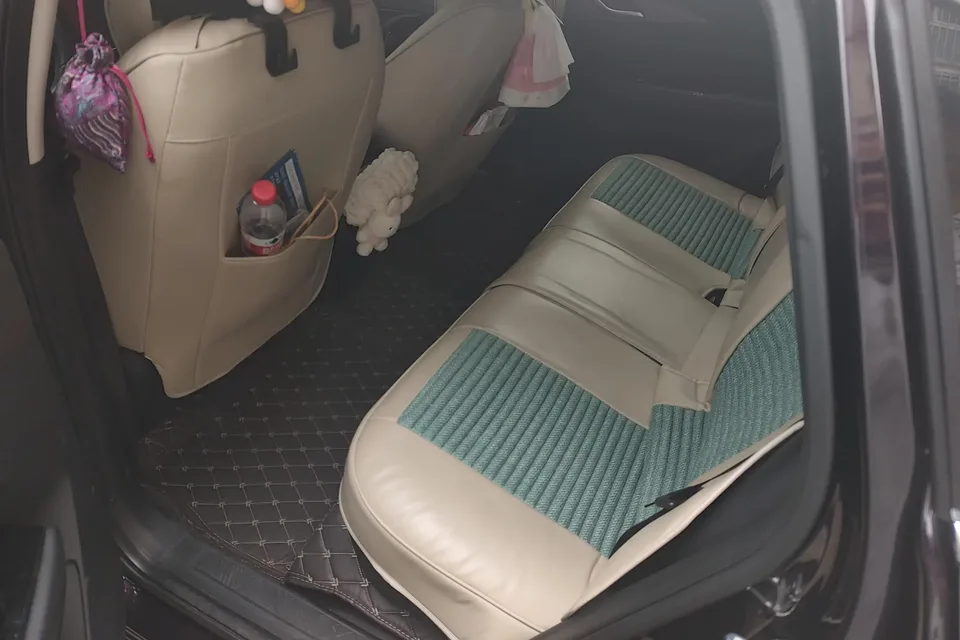 Wuling Starlight PHEV Wuling Starlight PHEV 2023 150 Advanced Version 2024 — миниатюра 5