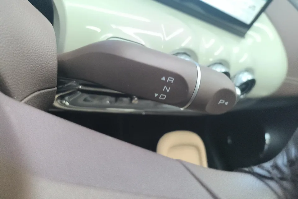 Wuling Bingo Wuling Bingo 2025 333KM Lingxi Internet Model 2025 — thumbnail 4