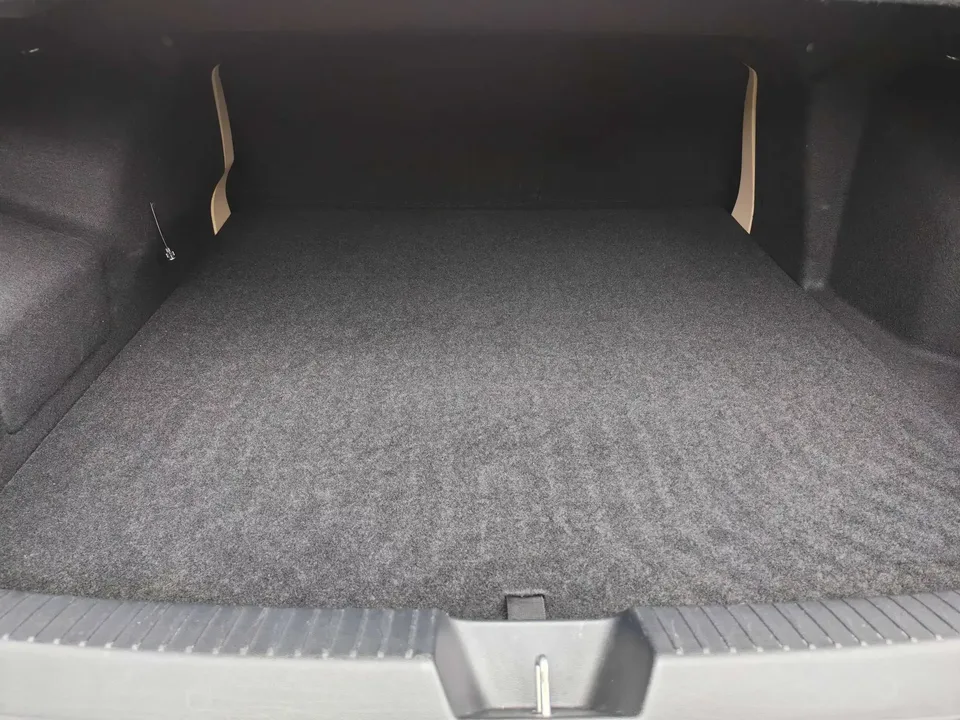 Wuling Starlight PHEV Wuling Starlight PHEV 2023 150 Advanced Version 2024 — миниатюра 4