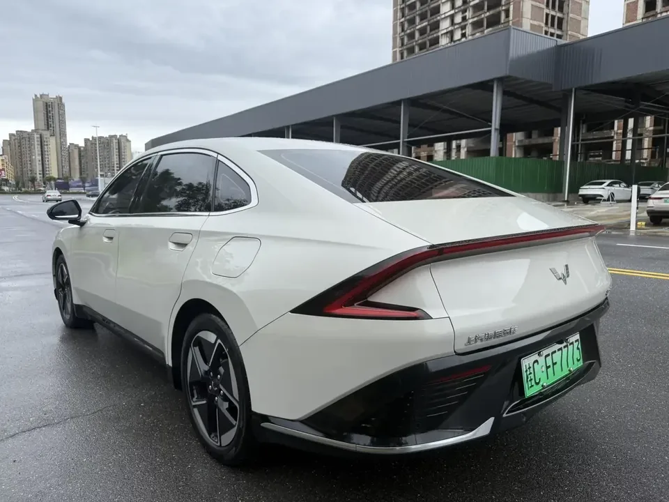 Wuling Starlight PHEV Wuling Starlight PHEV 2023 150 Advanced Version 2024 — thumbnail 4