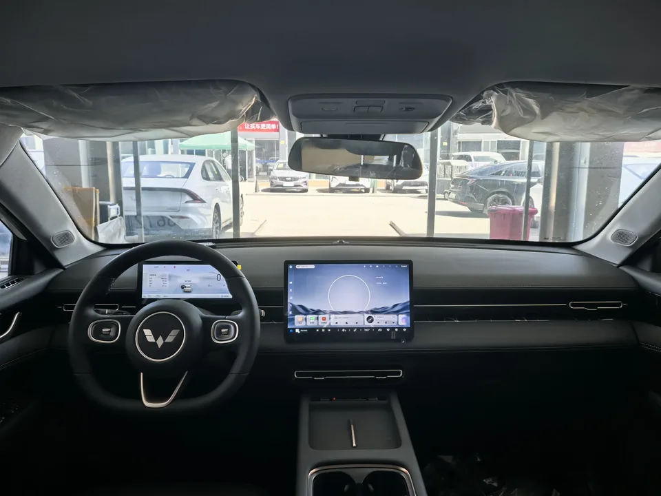 Wuling Starlight PHEV Wuling Starlight PHEV 2025 70km Smart Standard 2026 — thumbnail 3