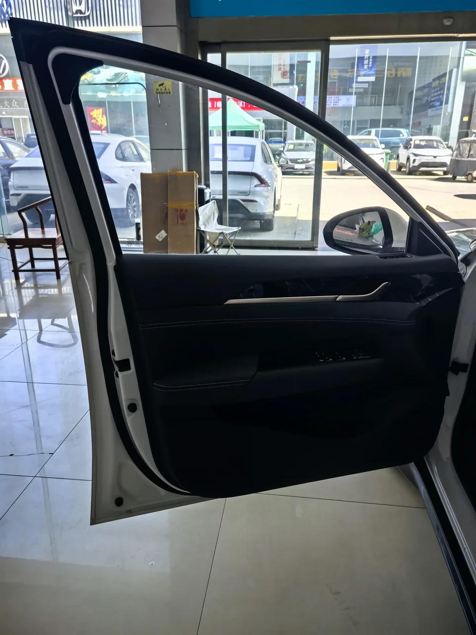 Wuling Starlight PHEV Wuling Starlight PHEV 2025 70km Smart Standard 2026 — thumbnail 4