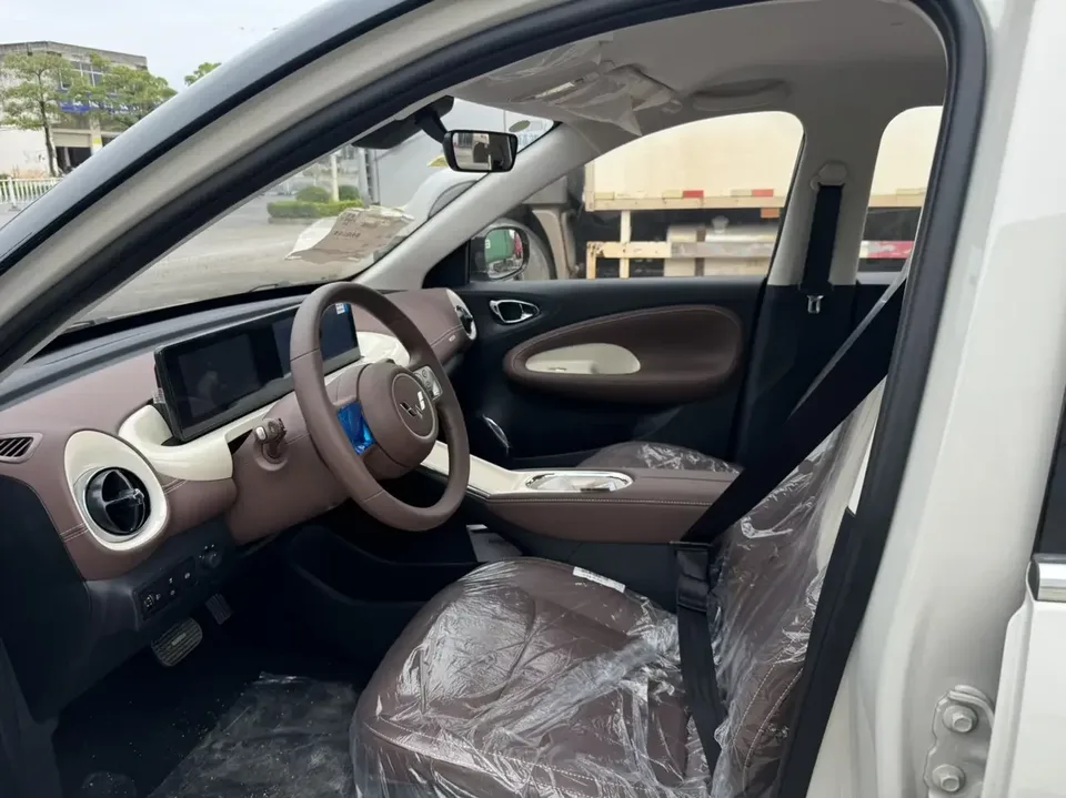 Wuling Bingo Wuling Bingo 2025 333KM Lingxi Internet Model 2026 — thumbnail 5