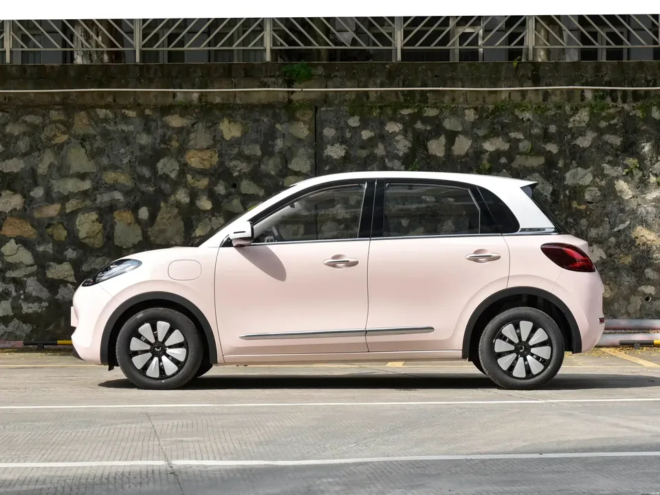 Wuling Bingo Wuling Bingo 2023 410KM Lingxi Premium Edition 2026 — thumbnail 4
