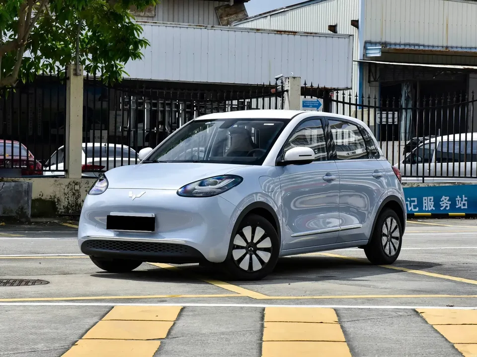 Wuling Bingo Wuling Bingo 2023 410KM Lingxi Premium Edition 2026 — photo 1, buy with delivery to Moscow
