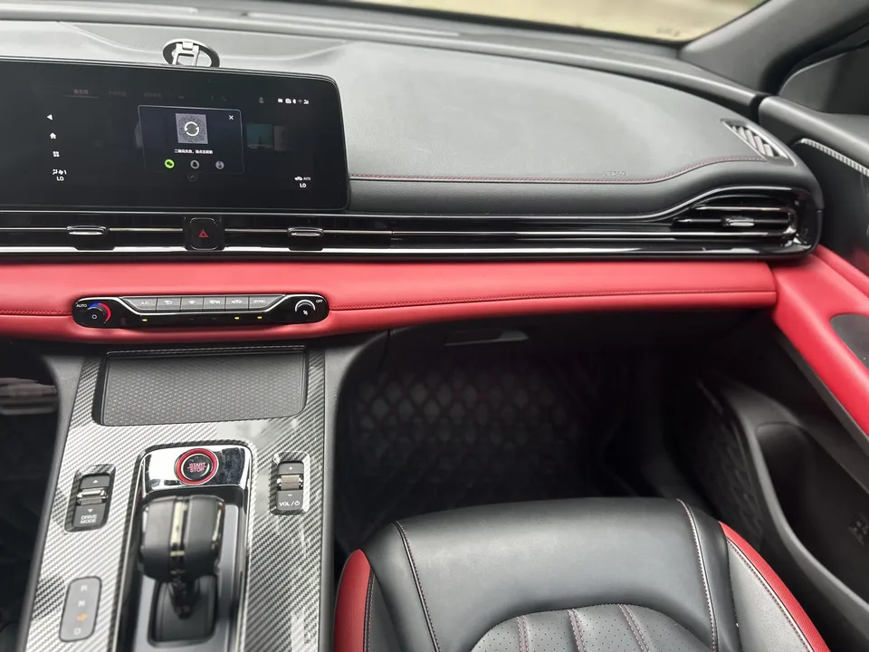 GAC Trumpchi Empow Shadow Leopard 2023 2.0L DHT Intelligent Hybrid 2023 — thumbnail 4