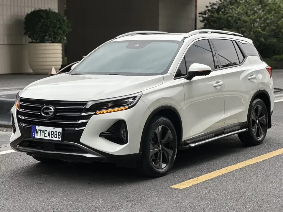GAC Trumpchi GS4 Trumpchi GS4 2022 270T Automatic Intelligent Driving Technology Edition (Upgraded Edition) 2023 — photo 1, buy with delivery to Moscow