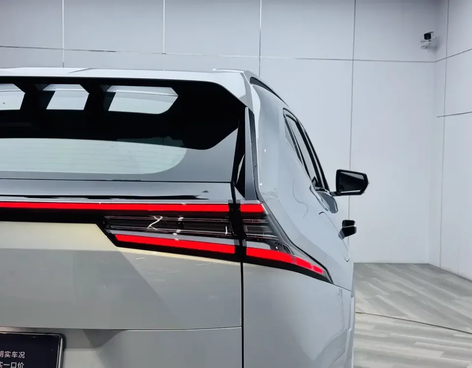 GAC Trumpchi GS4 Trumpchi GS4 2024 MAX 1.5TGDI Ultimate Edition 2024 — thumbnail 3