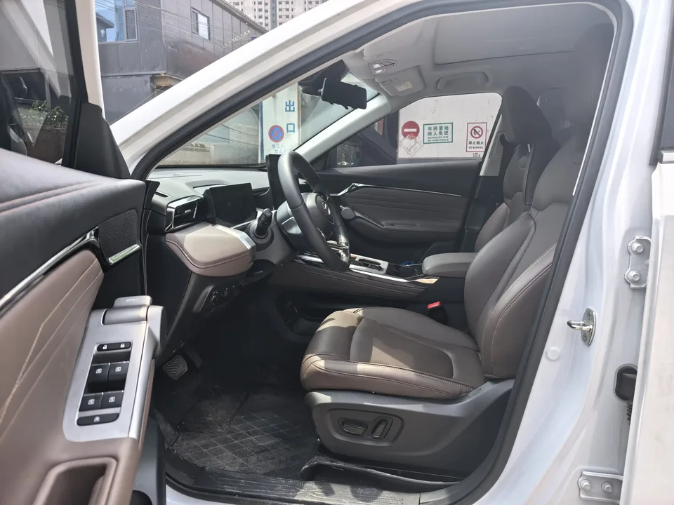 GAC Trumpchi GS4 Trumpchi GS4 2024 MAX 1.5TGDI Ultimate Edition 2024 — thumbnail 5