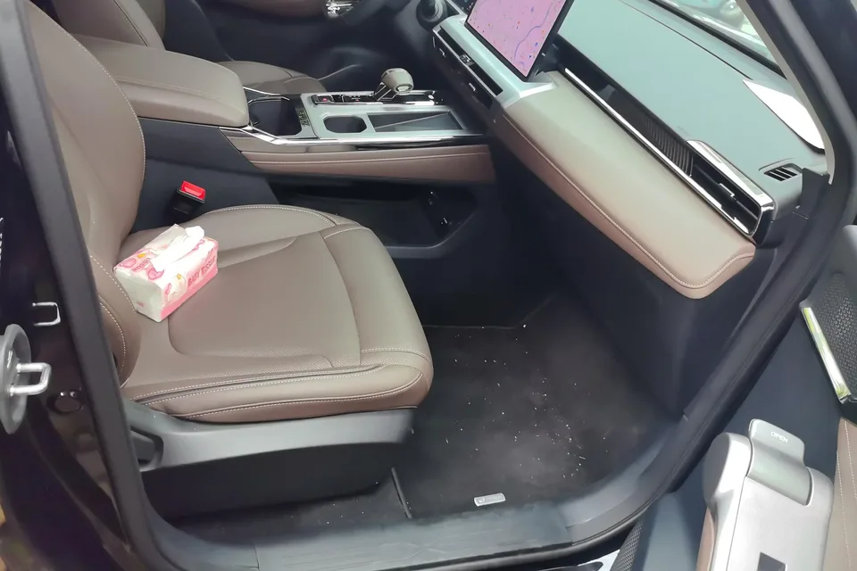 GAC Trumpchi GS4 Trumpchi GS4 2024 MAX 1.5TGDI Ultimate Edition 2024 — thumbnail 3