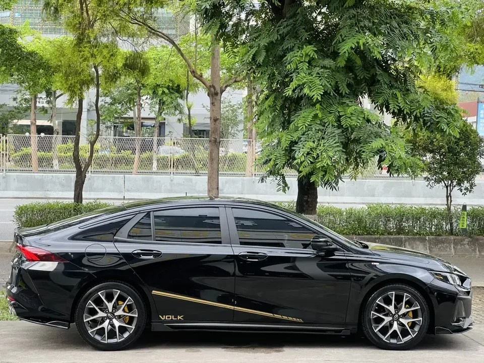 GAC Trumpchi Empow Shadow Leopard 2023 270T DCT J16 version 2023 — thumbnail 2