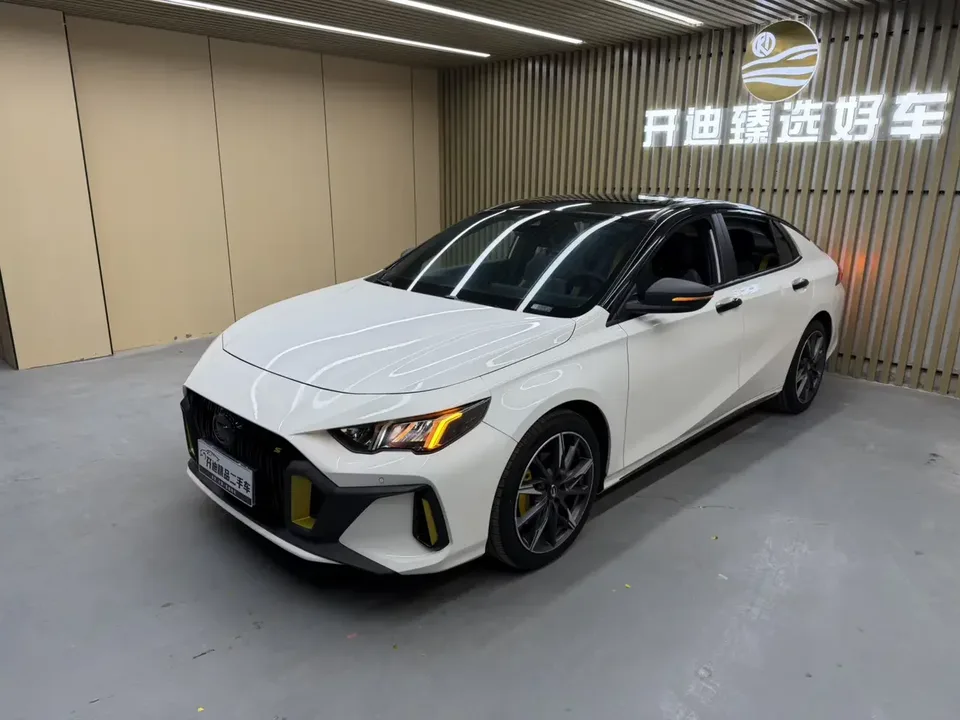 GAC Trumpchi Empow Shadow Leopard 2023 270T DCT J15 version 2023 — photo 1, buy with delivery to Moscow