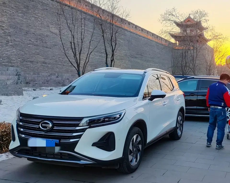 GAC Trumpchi GS4 Trumpchi GS4 2022 270T Automatic Intelligent Driving Pilot Edition (Upgraded Edition) 2023 — photo 1, buy with delivery to Moscow