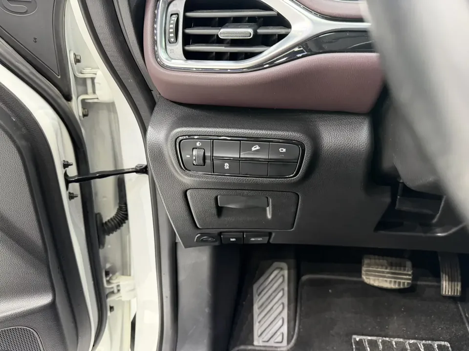 GAC Trumpchi M6 Trumpchi M6 2021 Pro 270T AT Premium Edition 2022 — thumbnail 5