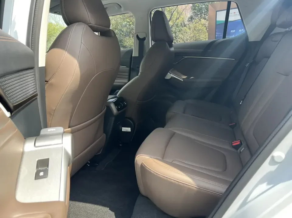 GAC Trumpchi GS4 Trumpchi GS4 2024 MAX 1.5TGDI Pilot Edition 2024 — thumbnail 3