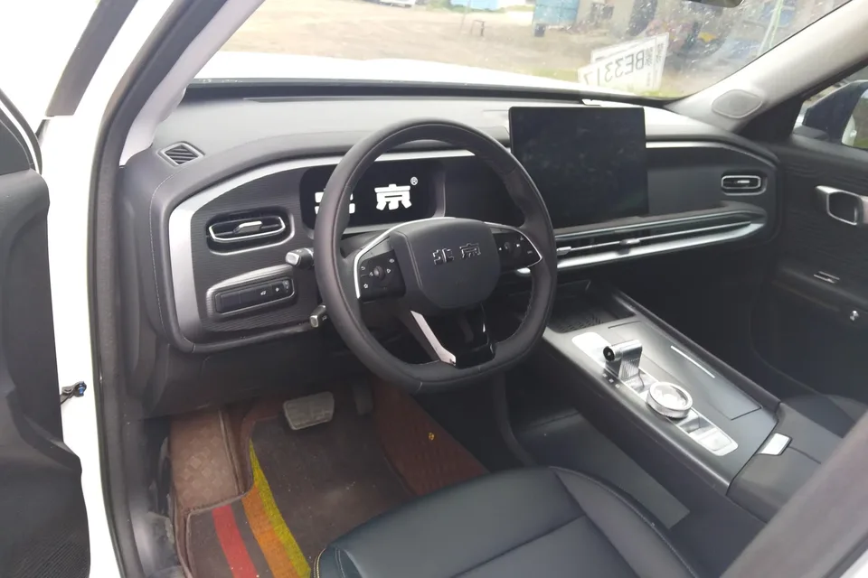 BAIC Beijing Off-road BJ30 Beijing Off-road BJ30 2024 1.5T DCT 2WD Light Wild Pro Edition 2026 — thumbnail 4