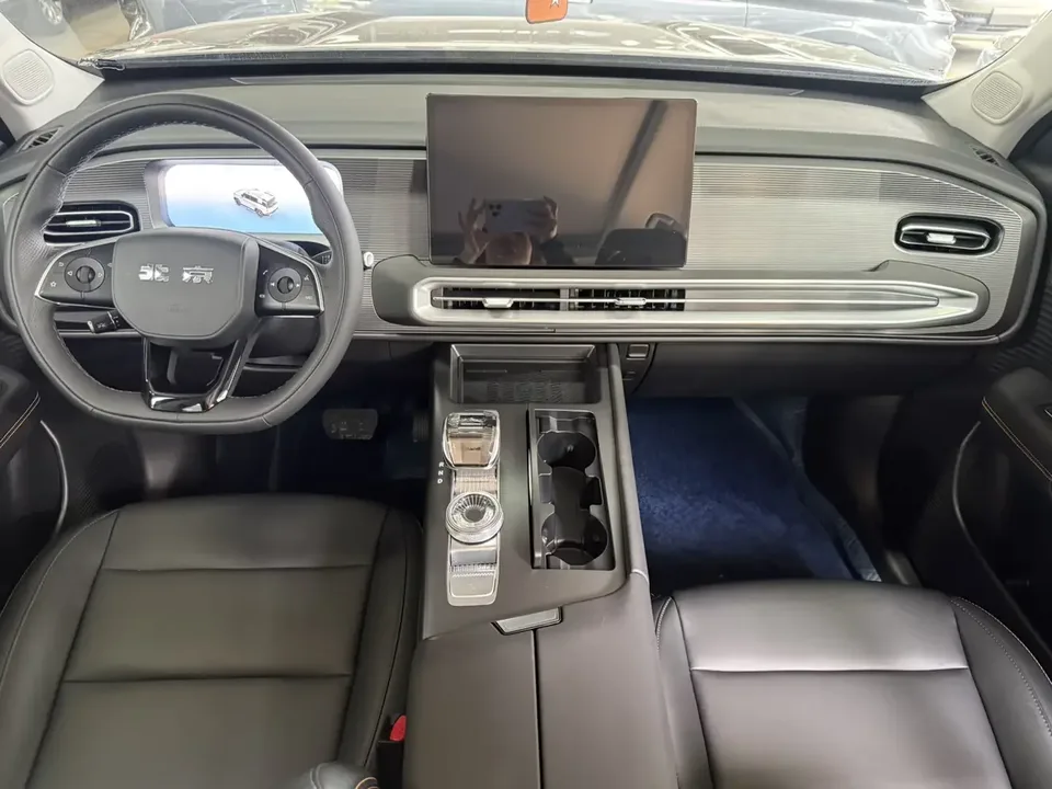 BAIC Beijing Off-road BJ30 Beijing Off-road BJ30 2024 1.5T DCT 2WD Light Wild Max Edition 2025 — thumbnail 3