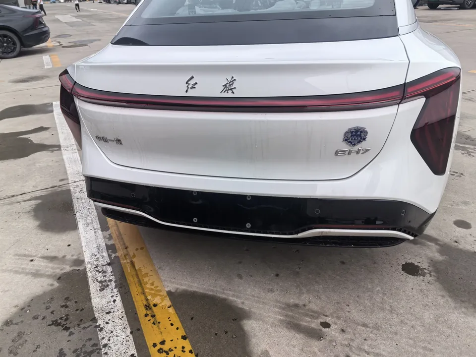 Hongqi EH7 Hongqi EH7 2025 600 Smart Edition 2026 — thumbnail 2