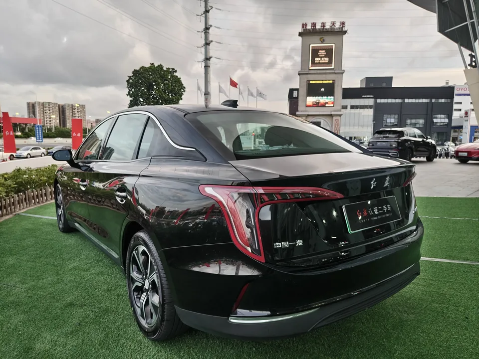 Hongqi E-QM5 Hongqi E-QM5 2023 Basic travel version 2024 — thumbnail 4