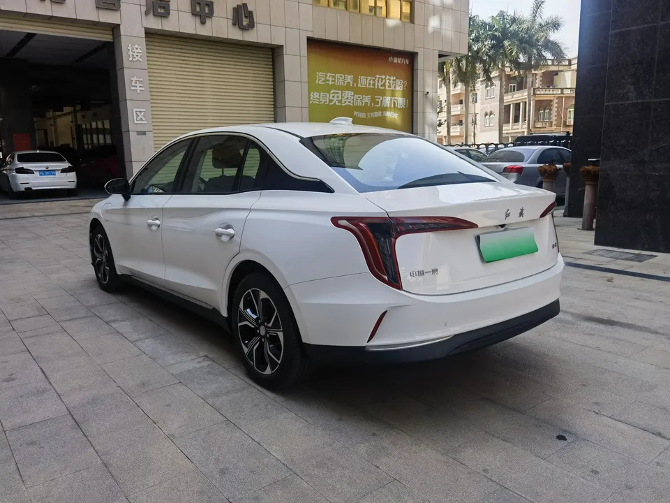 Hongqi E-QM5 Hongqi E-QM5 2021 Online Charging Basic Edition 4 Seats 2026 — thumbnail 2