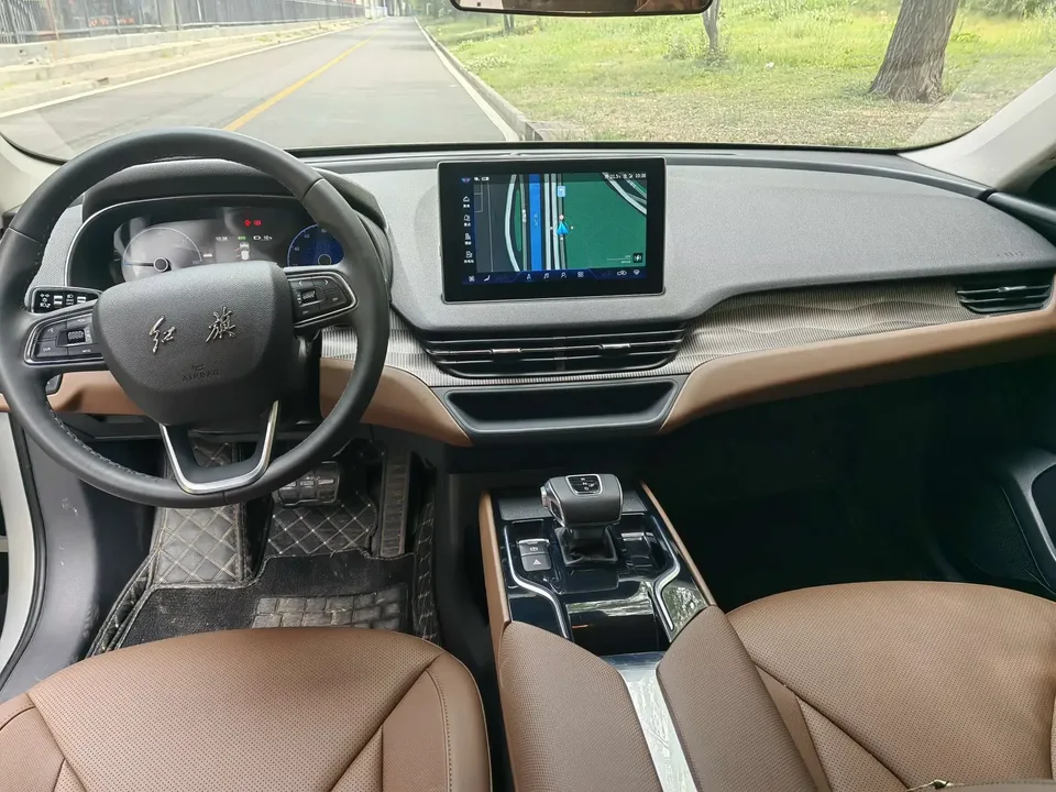 Hongqi E-QM5 Hongqi E-QM5 2022 Charging 431km LeXiang Edition 5-seater 2023 — thumbnail 4
