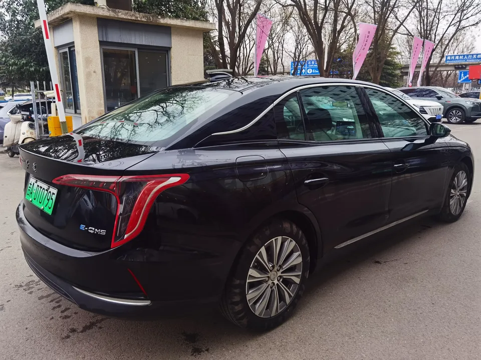Hongqi E-QM5 Hongqi E-QM5 2024 500km travel version 100kW 2024 — thumbnail 2