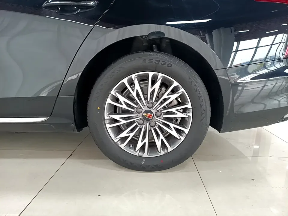 Hongqi H5 Hongqi H5 2025 1.5T DCT Flagship Edition 2025 — thumbnail 3