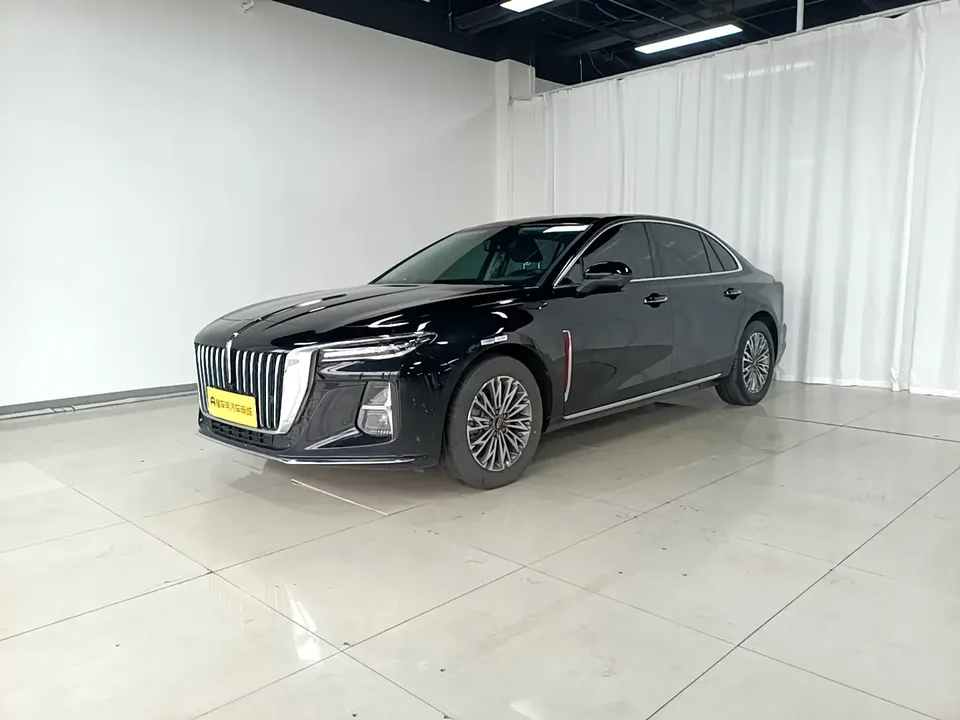 Hongqi H5 Hongqi H5 2025 1.5T DCT Flagship Edition 2025 — photo 1, buy with delivery to Moscow