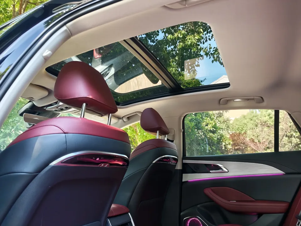 Hongqi H5 PHEV Hongqi H5 PHEV 2025 170 Super Mixed Version 2025 — thumbnail 4