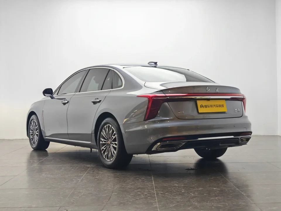 Hongqi H5 Hongqi H5 2023 2.0T Automatic Intelligent Connection Flagship Edition 2023 — thumbnail 2