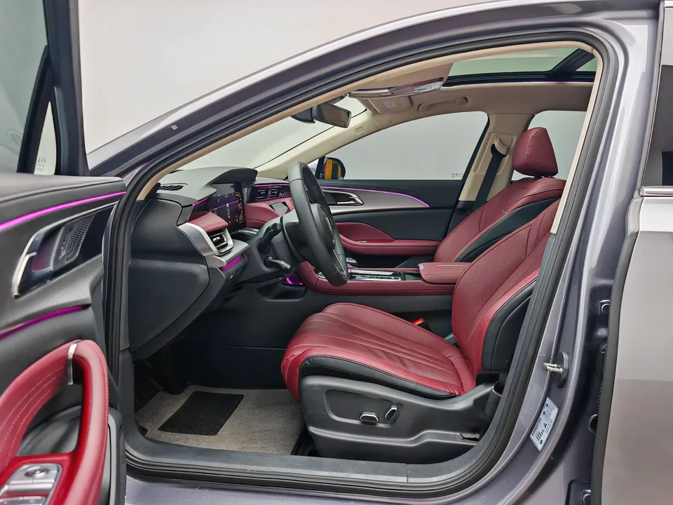 Hongqi H5 Hongqi H5 2023 2.0T Automatic Intelligent Connection Flagship Edition 2023 — thumbnail 5