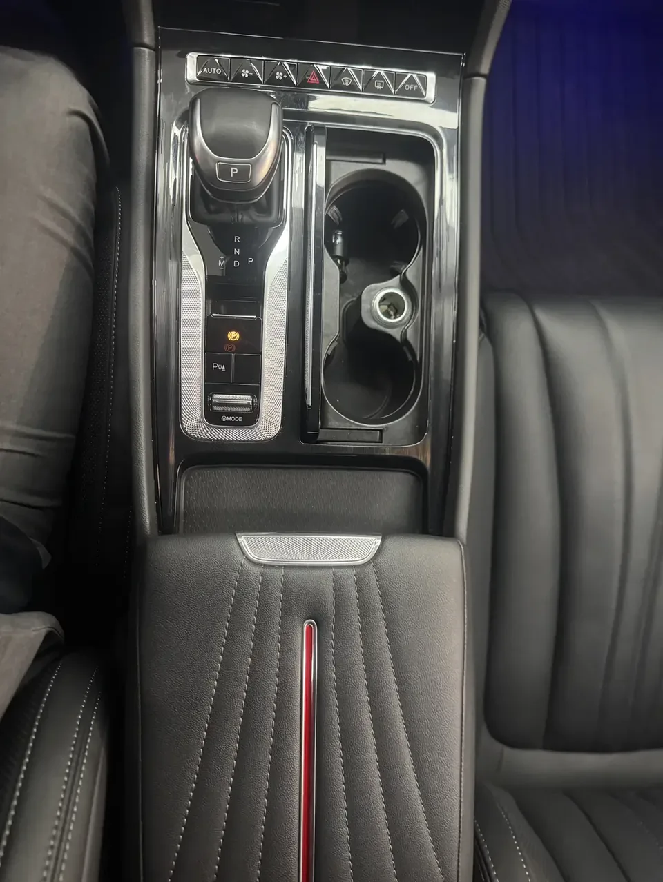 Hongqi H5 Hongqi H5 2023 2.0T Automatic Intelligent Connection Flagship Edition 2023 — миниатюра 3