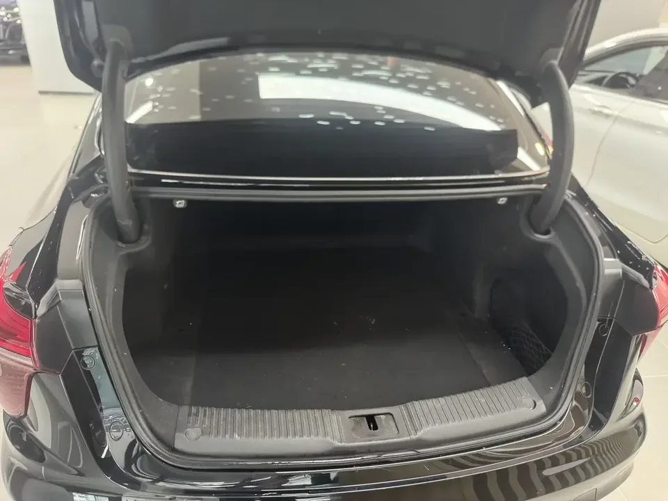 Hongqi H5 Hongqi H5 2023 2.0T Automatic Intelligent Connection Flagship Edition 2023 — миниатюра 4