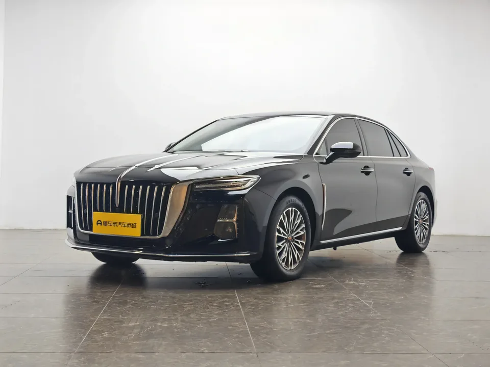 Hongqi H5 Hongqi H5 2024 1.5T DCT Zhilian Qiyun Edition 2024 — photo 1, buy with delivery to Moscow