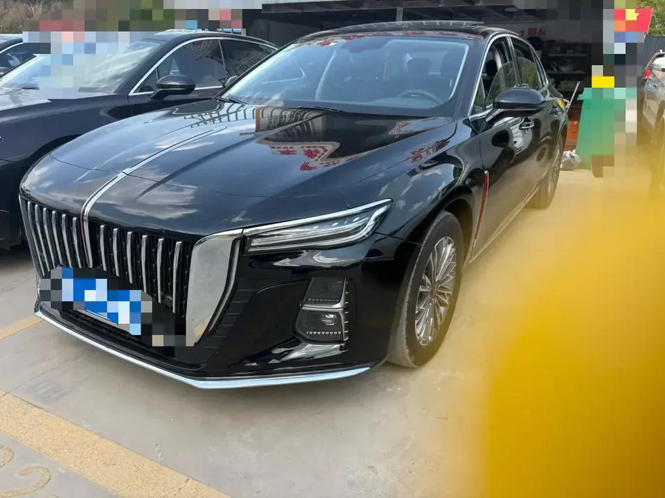 Hongqi H5 Hongqi H5 2023 1.5T DCT Zhilian Qiyue Edition 2023 — photo 1, buy with delivery to Moscow