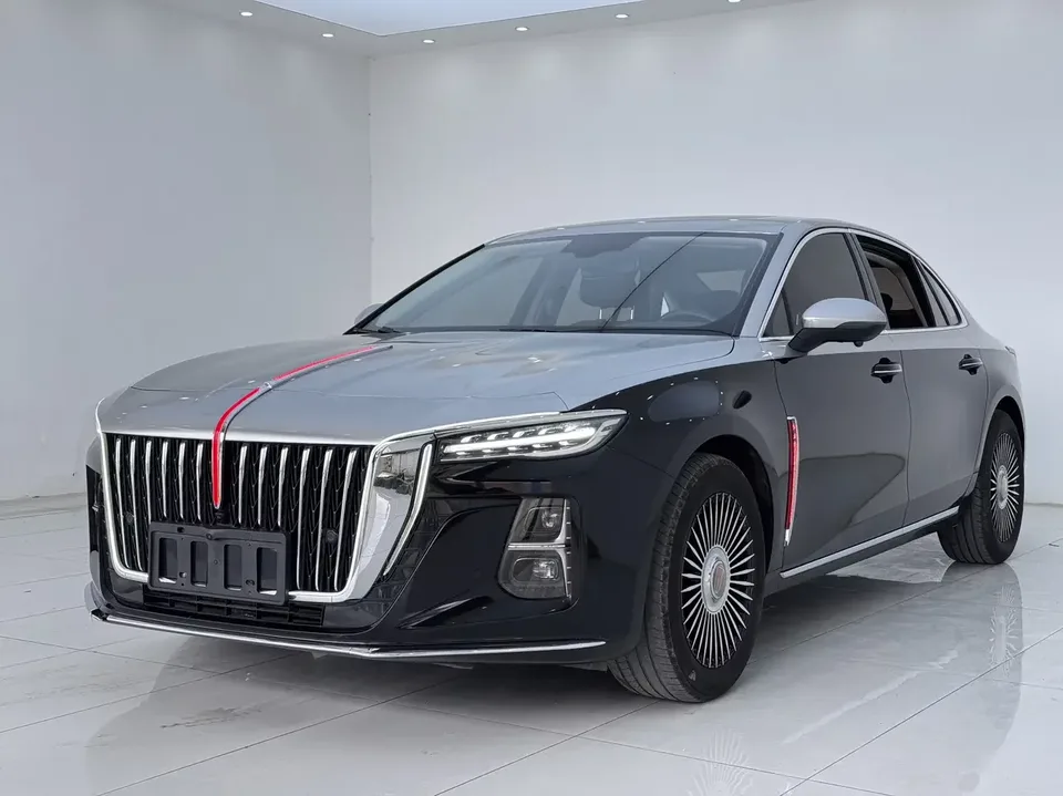Hongqi H5 Hongqi H5 2023 1.5T DCT Zhilian Qiyun Edition 2023 — photo 1, buy with delivery to Moscow