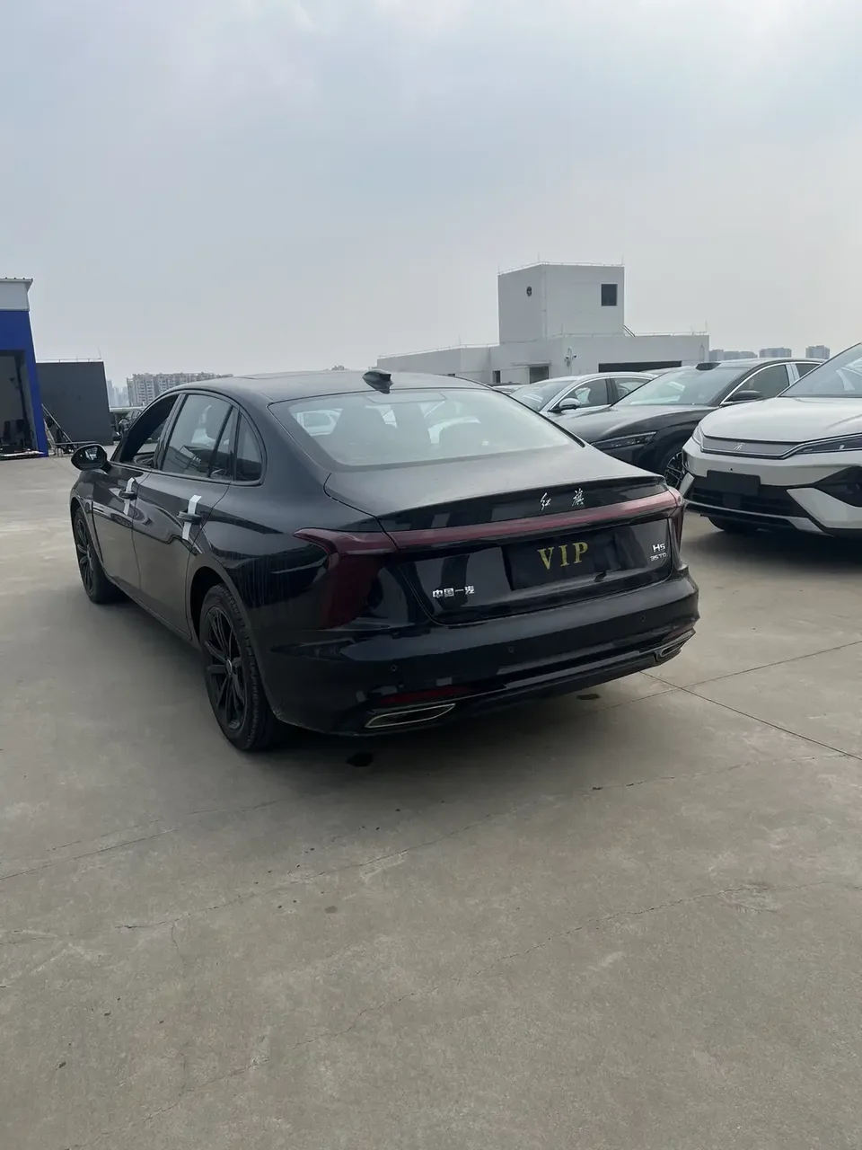 Hongqi H5 Hongqi H5 2025 1.5T DCT Xuanying Edition 2025 — thumbnail 2