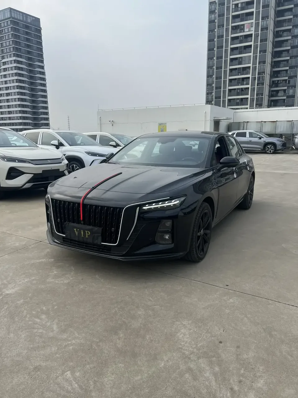Hongqi H5 Hongqi H5 2025 1.5T DCT Xuanying Edition 2025 — photo 1, buy with delivery to Moscow