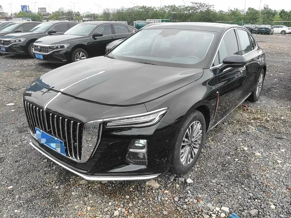 Hongqi H5 Hongqi H5 2023 1.5T DCT Zhilian Qiyue Edition 2023 — photo 1, buy with delivery to Moscow