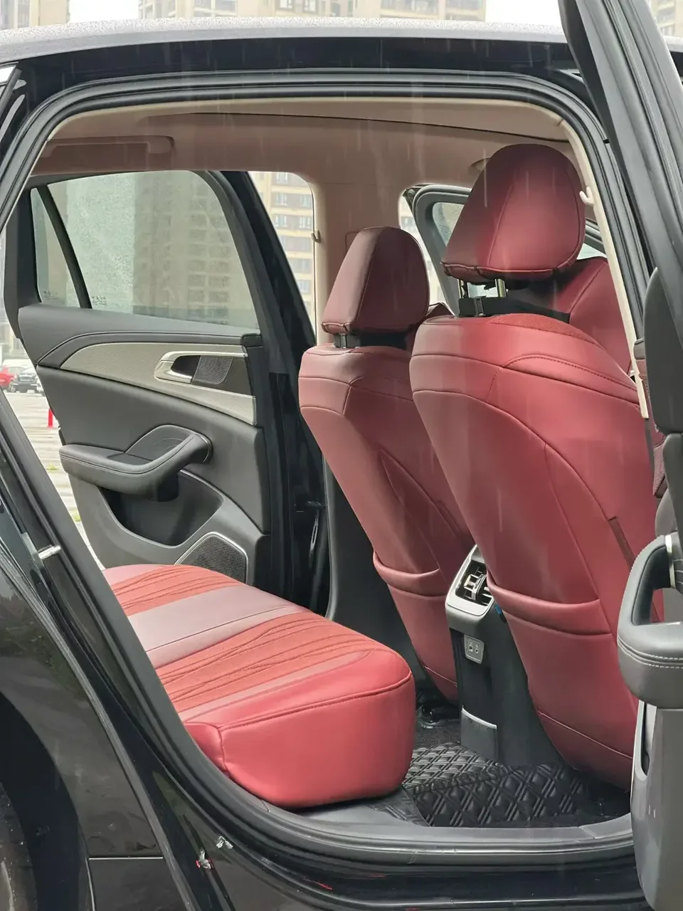 Hongqi H5 Hongqi H5 2023 1.5T DCT Zhilian Qiyun Edition 2024 — thumbnail 3