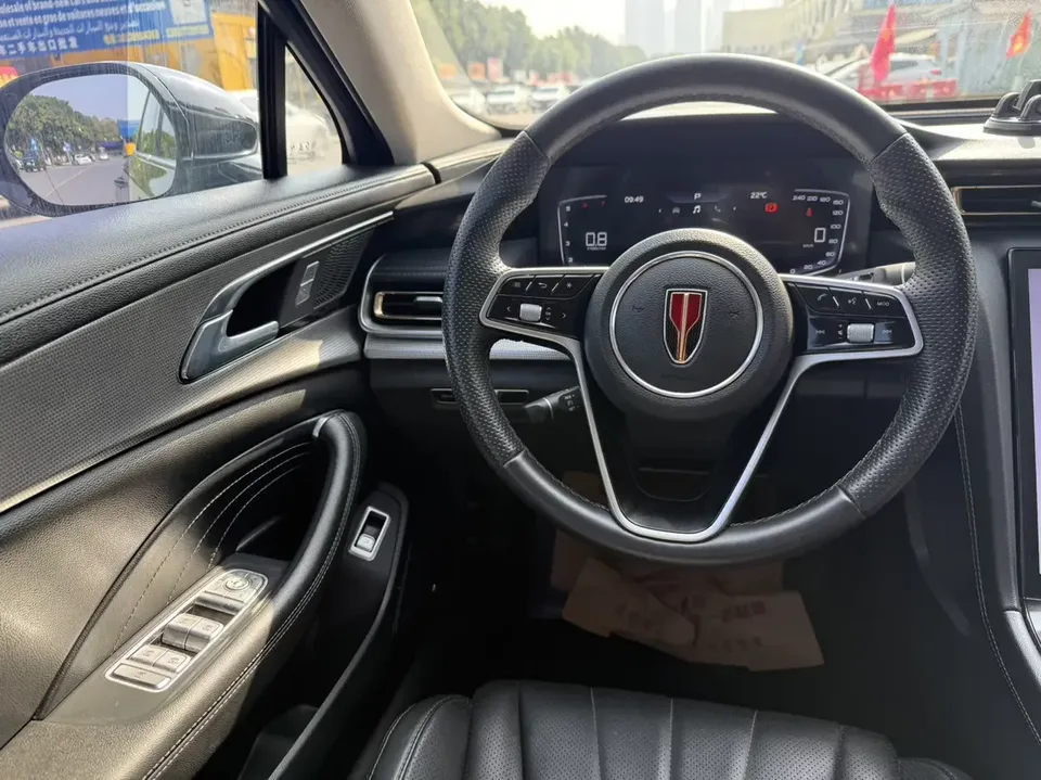 Hongqi H5 Hongqi H5 2023 1.5T DCT Zhilian Qiyue Edition 2024 — thumbnail 4