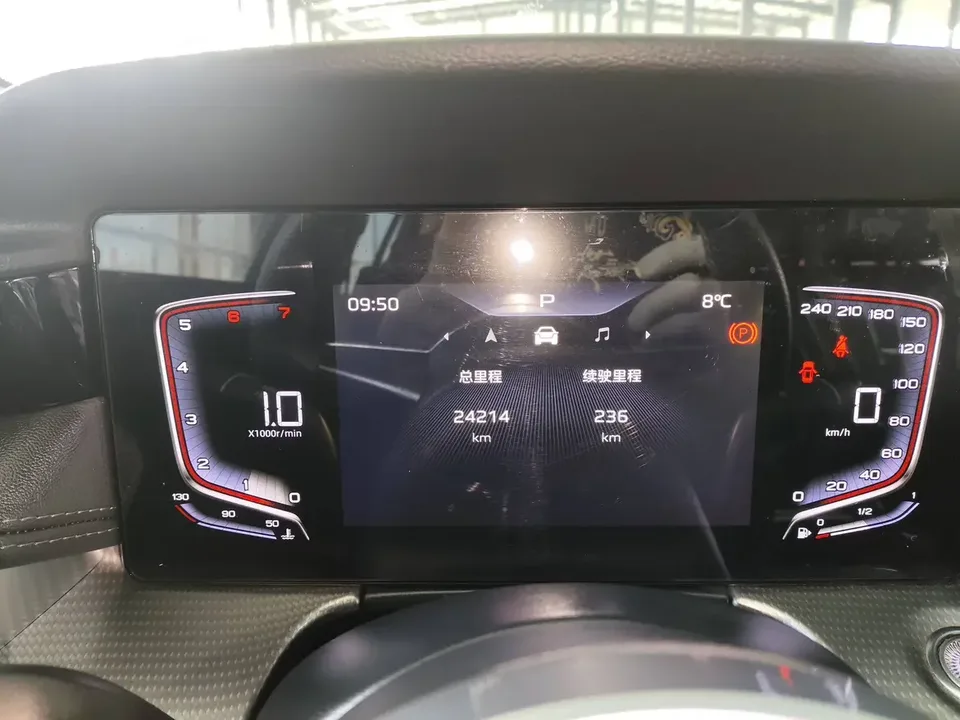 Hongqi H5 Hongqi H5 2024 1.5T DCT Zhilian Qiyue Edition 2024 — thumbnail 4